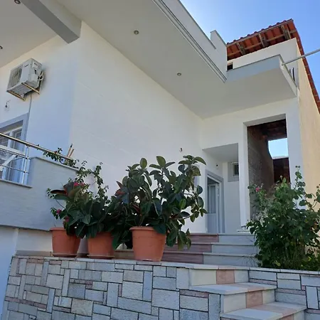 Corner Ксамил